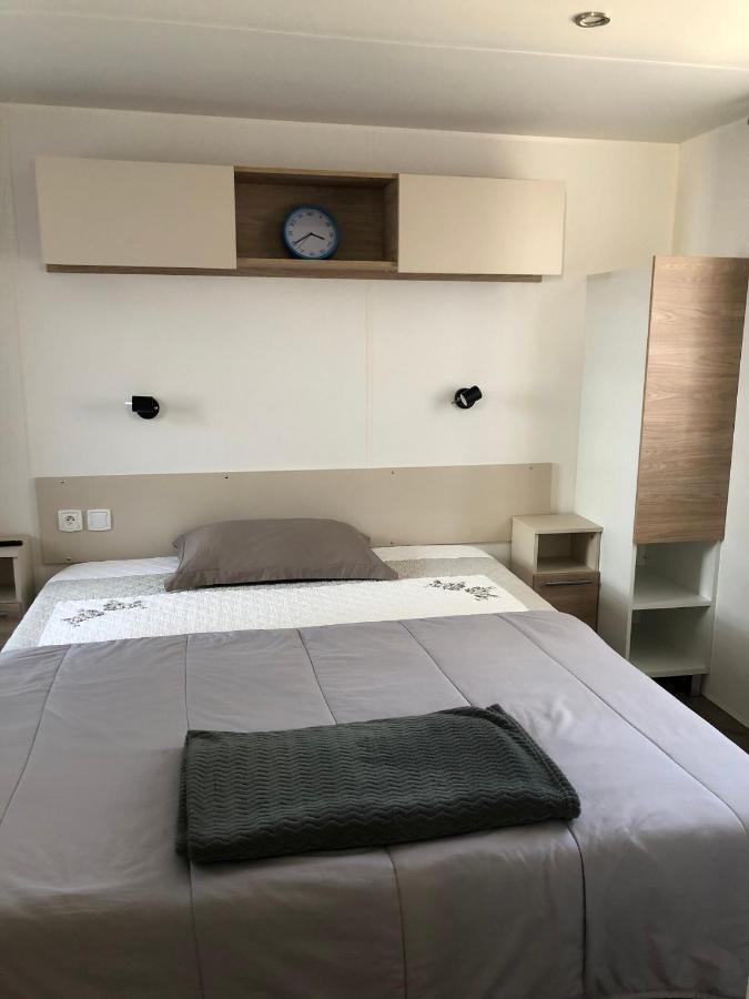 Mhvacances Louent Plusieurs Mobilhomes Dans Camping 4 Etoiles A 200M De La Plage Et Cure Thermale カネ エクステリア 写真