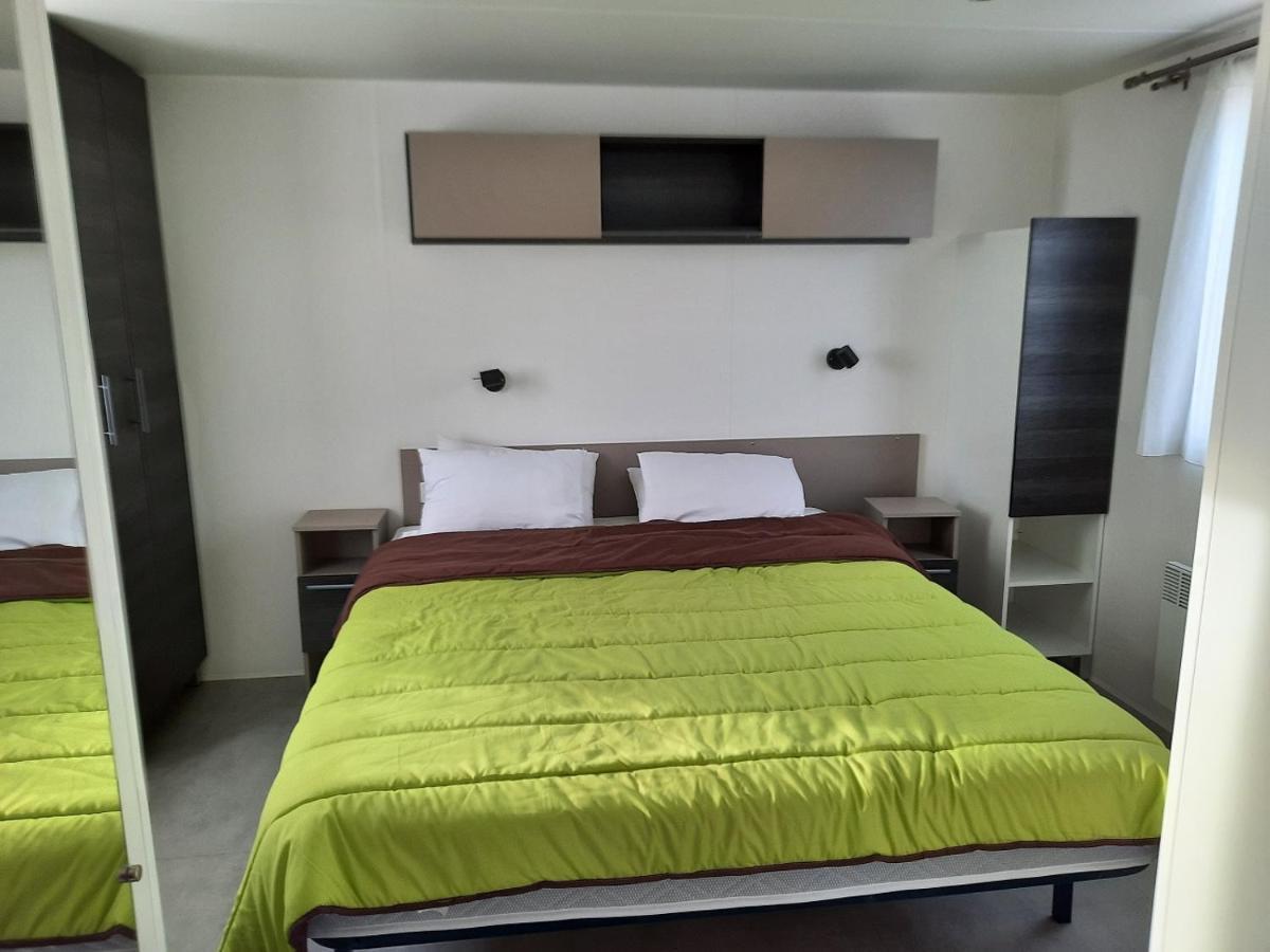 Mhvacances Louent Plusieurs Mobilhomes Dans Camping 4 Etoiles A 200M De La Plage Et Cure Thermale カネ エクステリア 写真