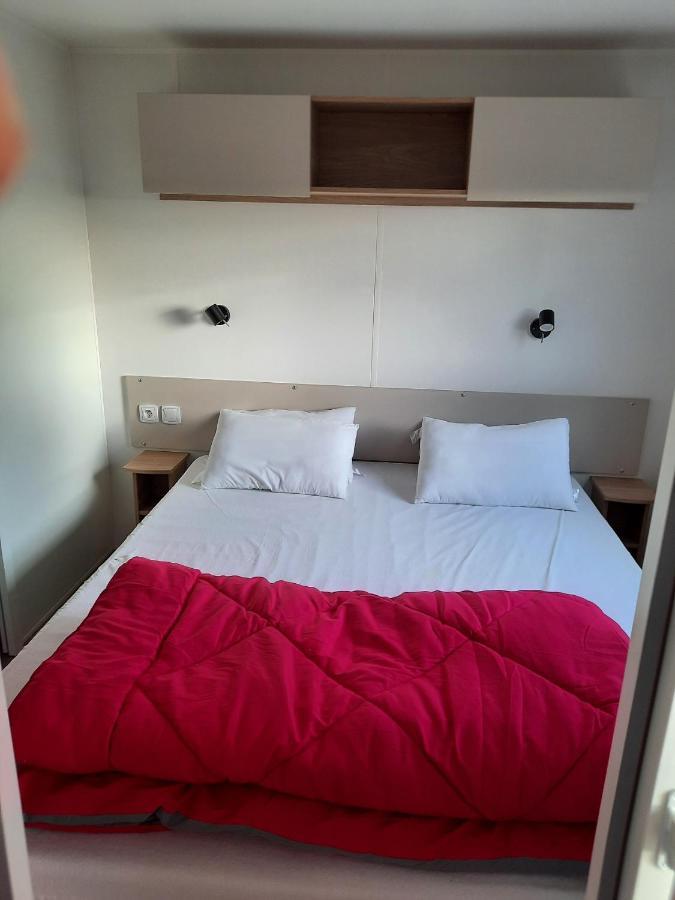 Mhvacances Louent Plusieurs Mobilhomes Dans Camping 4 Etoiles A 200M De La Plage Et Cure Thermale カネ エクステリア 写真